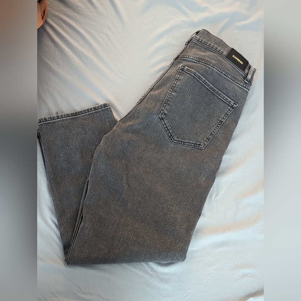 Express Mom jeans